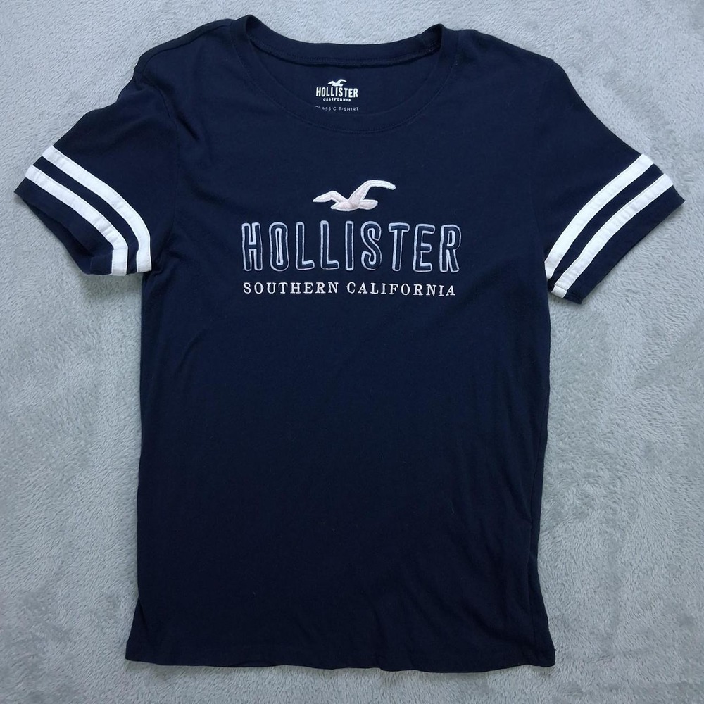 Hollister Womens Graphic T Shirt Navy Blue Logo Stripe Sleeve Small